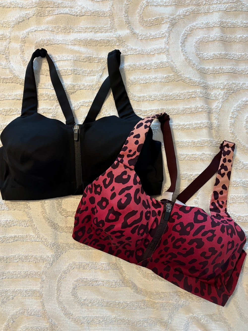 VS Sport Incredible Front Close Sports Bra Bundle